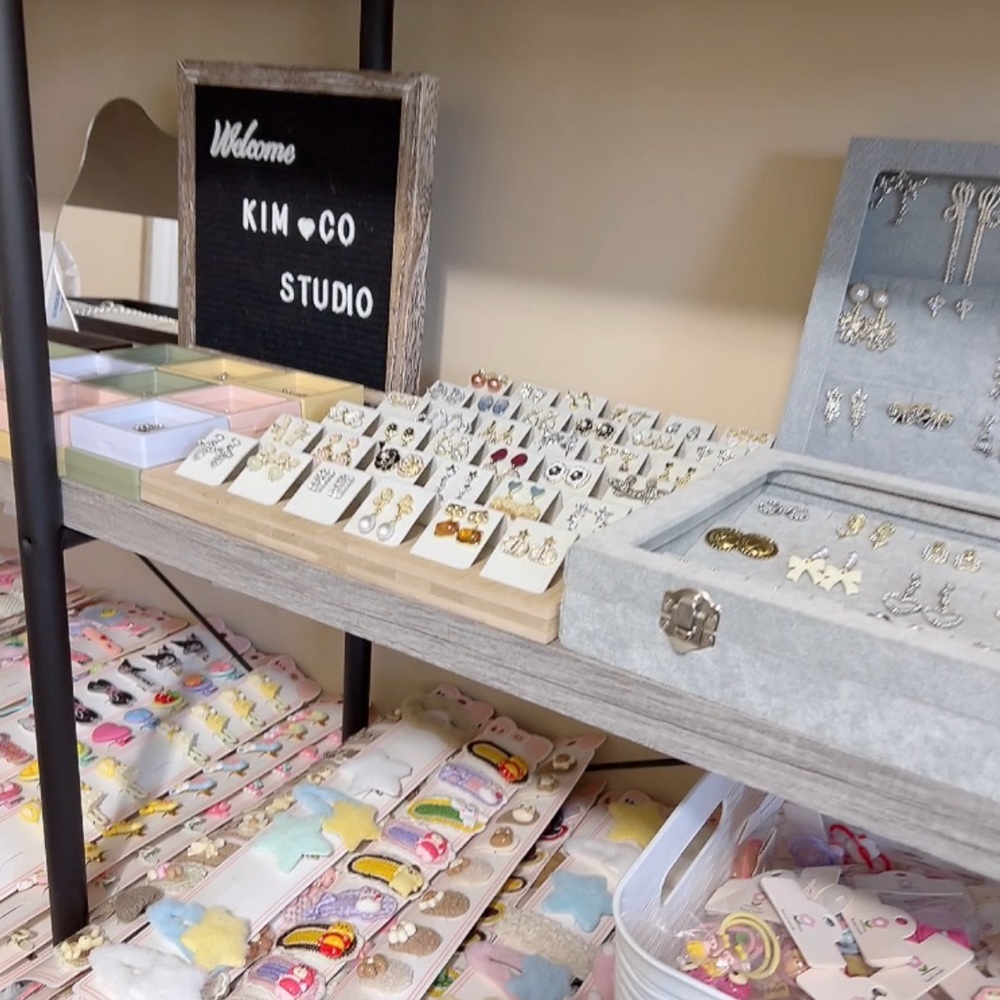 Welcome Jewelry show 🥰 Like to be notified when live 💓💓